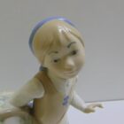 FIGURA DE PORCELANA