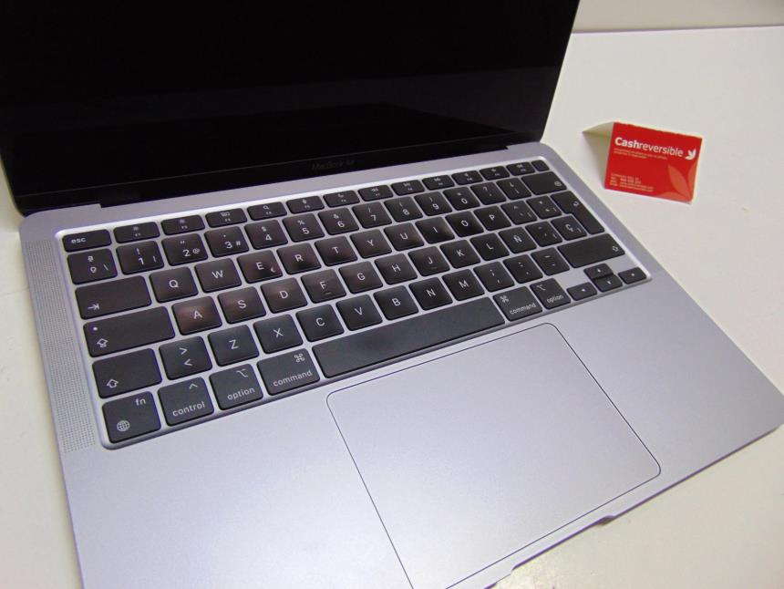 MAC BOOK AIR M1 13 2020 CON CAJA SEMINUEVO