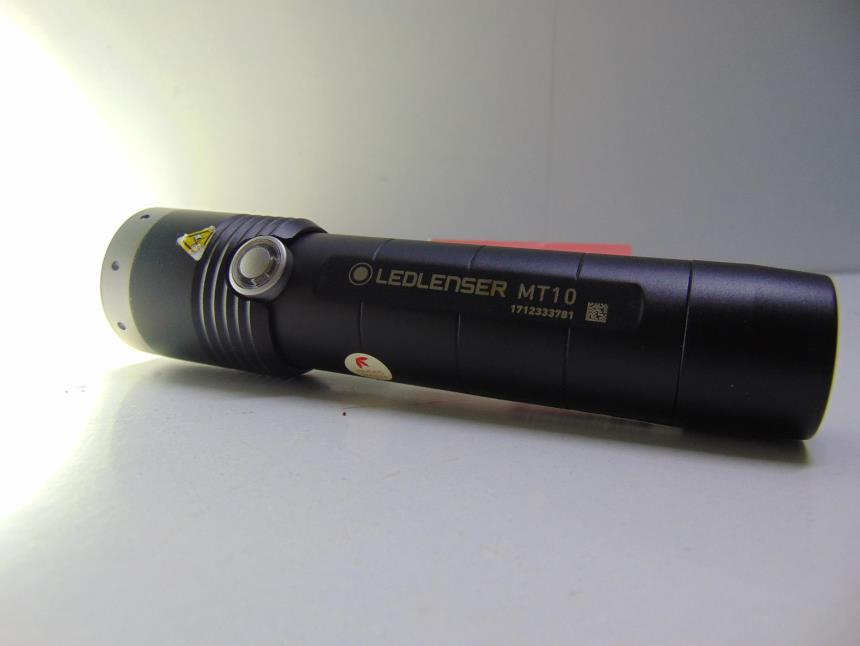 LINTERNA LED PROFESIONAL