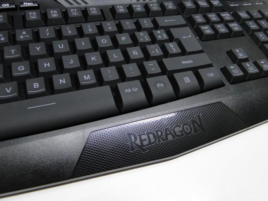 TECLADO GAMING NUEVO
