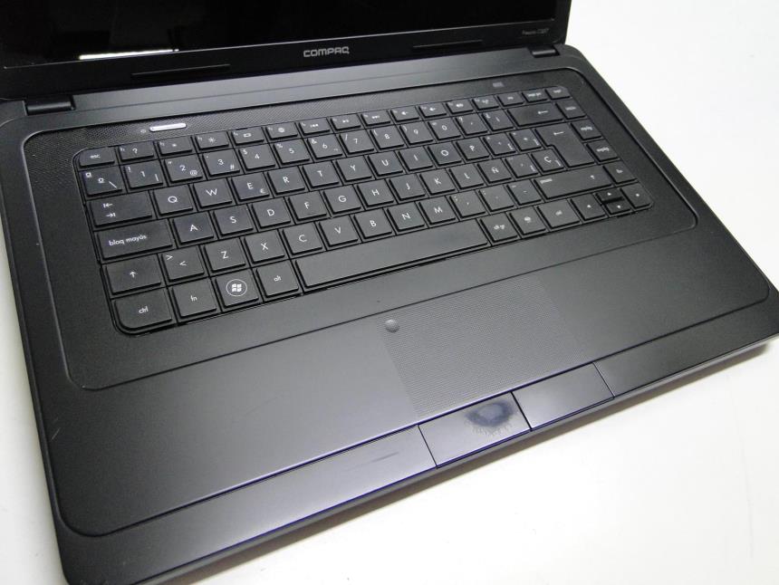 ORDENADOR PORTATIL 15,6 CON FUNDA