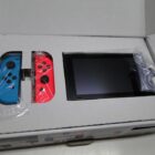 NINTENDO SWITCH CON CAJA SEMINUEVA
