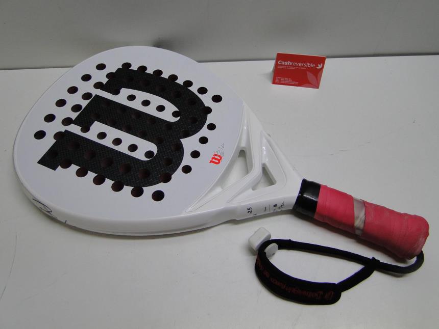PALA DE PADEL SEMINUEVA