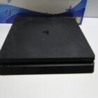 PS4 SLIM CON MANDO CAJA Y FIFA 18
