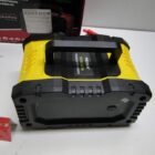 CARGADOR DE BATERIAS 12/24V CON CAJA SEMINUEVA