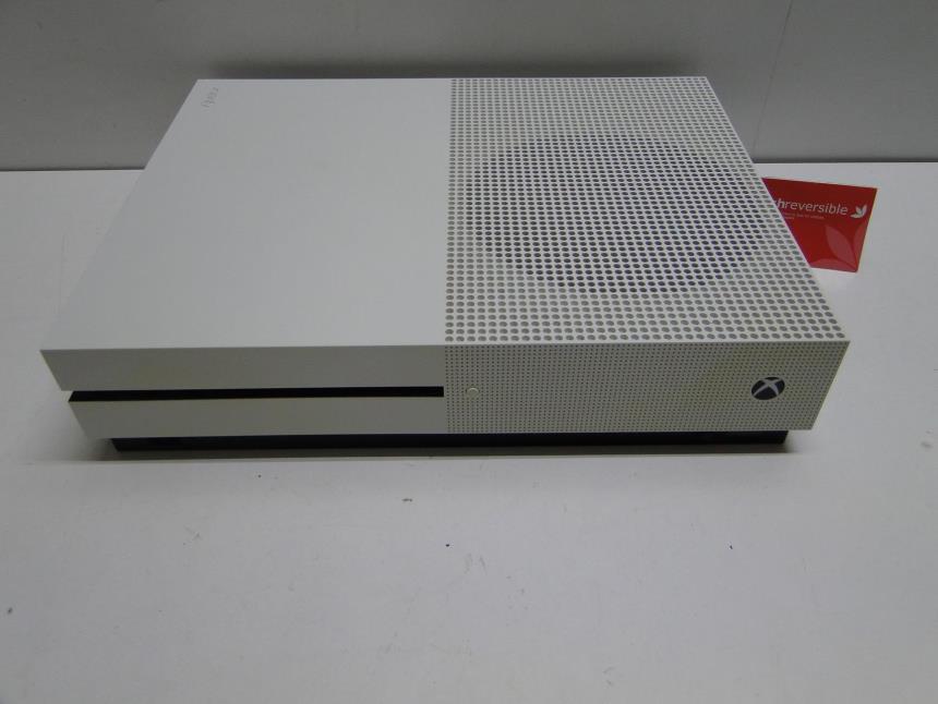 XBOX ONE S CON MANDO