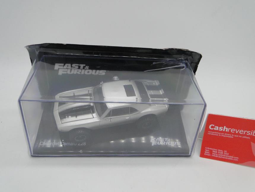 REPLICA DE COCHE A ESCALA 1/43 NUEVO