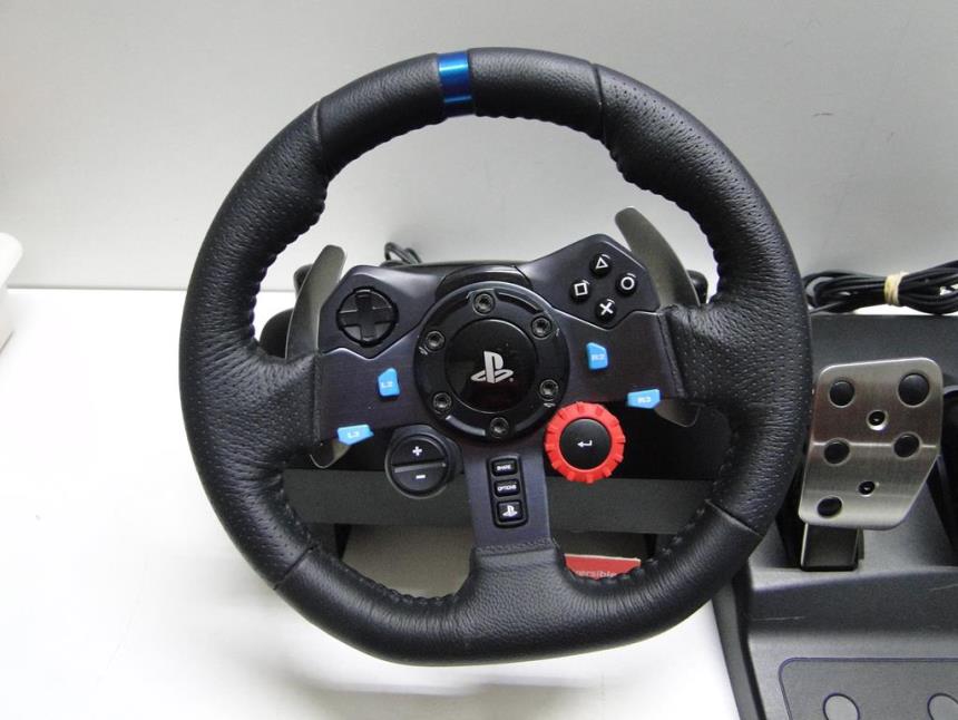 VOLANTE DE PS4 CON PEDALES SEMINUEVO