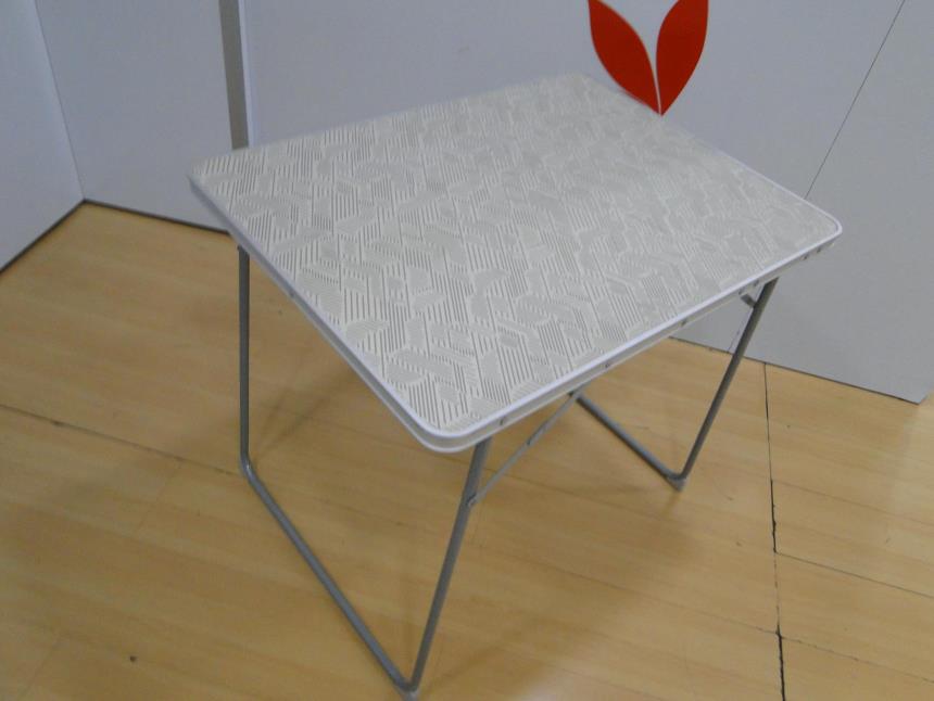 MESA PLEGABLE SEMINUEVA