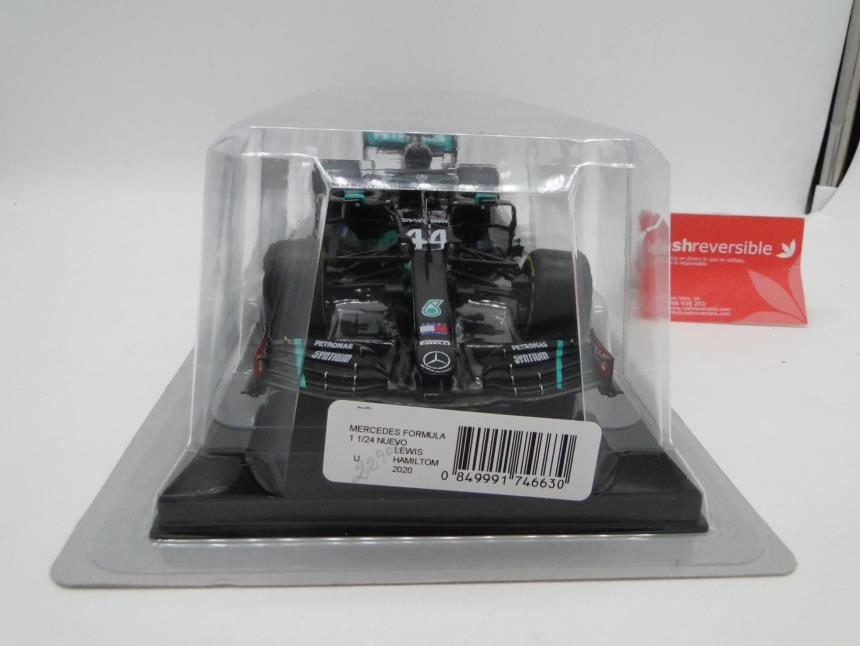 MERCEDES FORMULA 1 1/24 NUEVO
