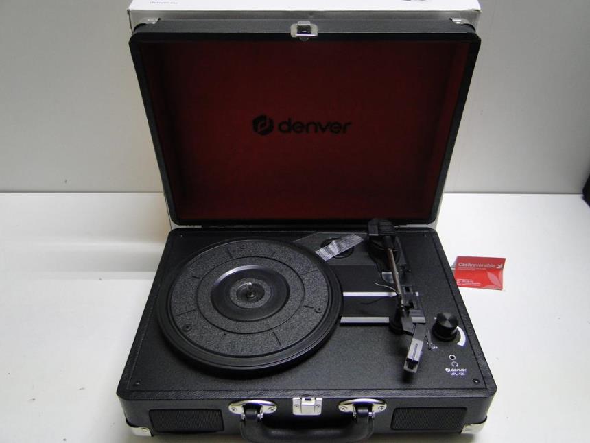 TOCADISCOS CON CAJA