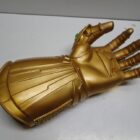 GUANTE DECORATIVO CON LUZ