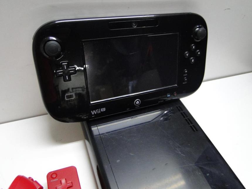 NINTENDO WII U CON MANDO PARA WII