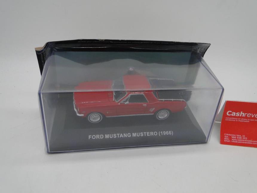 REPLICA DE COCHE A ESCALA 1/43 NUEVO