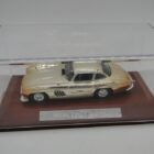REPLICA DE COCHE A ESCALA