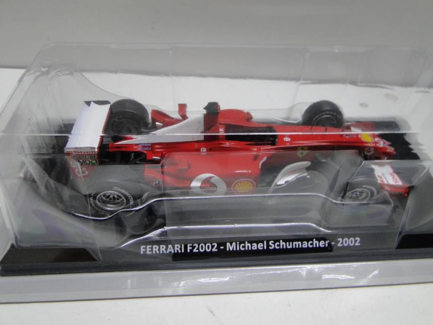 REPLICA DE COCHE A ESCALA 1/24