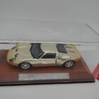 REPLICA DE COCHE A ESCALA