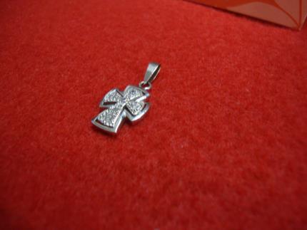 COLGANTE DE ORO BLANCO DE 18 K