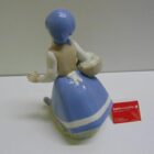 FIGURA DE PORCELANA