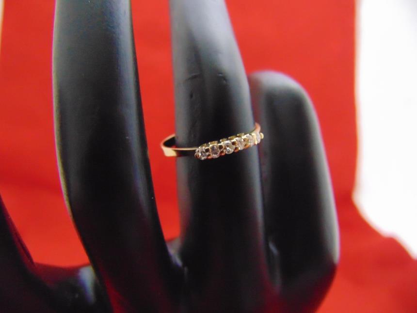 ANILLO DE ORO DE 18 K CON DIAMANTES