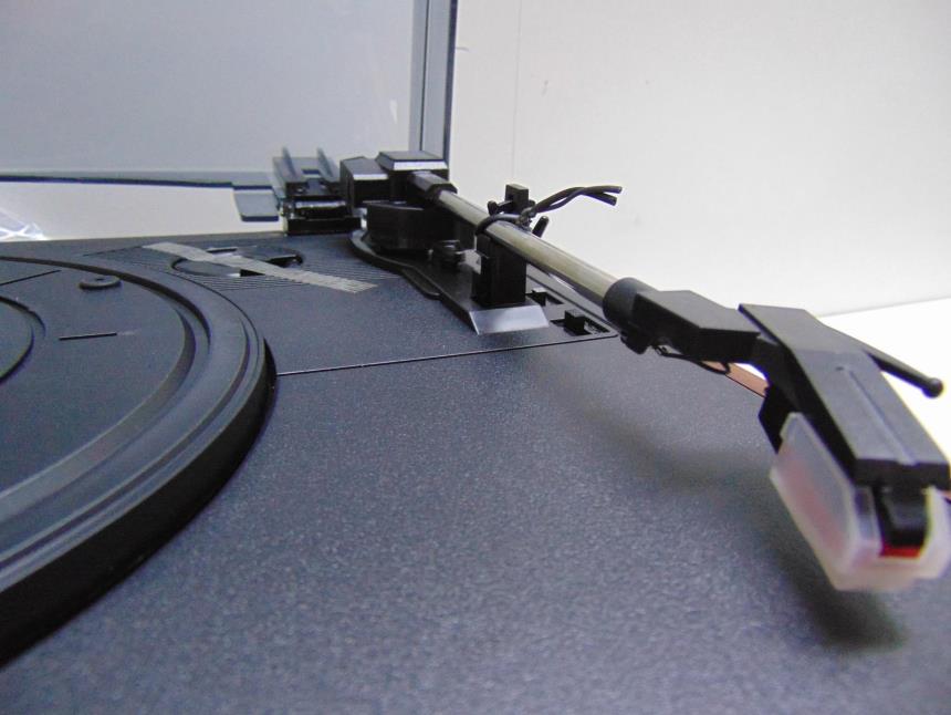 TOCADISCOS - RADIO A ESTRENAR