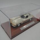 REPLICA DE COCHE A ESCALA