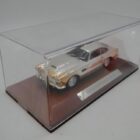 REPLICA DE COCHE A ESCALA