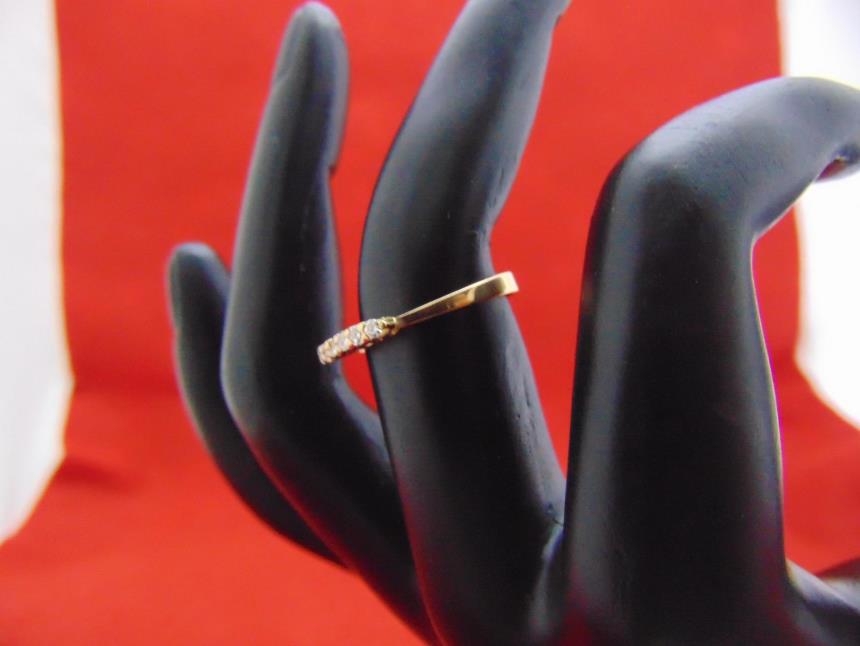 ANILLO DE ORO DE 18 K CON DIAMANTES