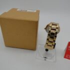 RELOJ DE DISEÑO CON CAJA PERFECTO ESTADO