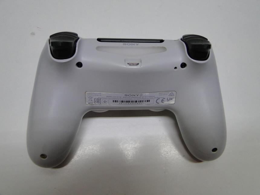 PS4 SLIM CON MANDO