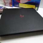 PS4 PRO CON MANDO JUEGO Y CAJA SEMINUEVA
