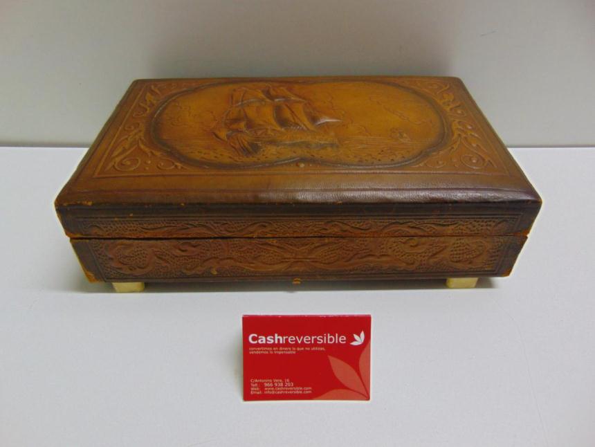 articulos_imagen1_122405.jpg CAJA MUSICAL DECORATIVA VITANGE 1950-60