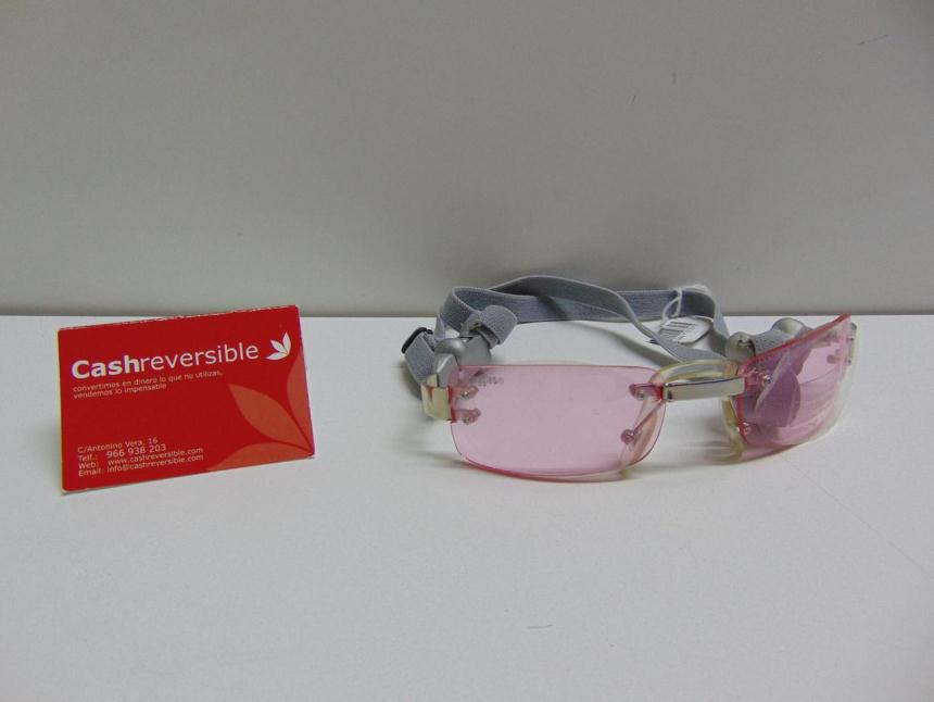 articulos_imagen1_127307.jpg GAFAS PROTECCION UV PARA MASCOTA A ESTRENAR