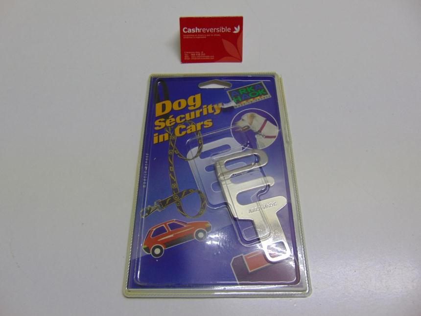 articulos_imagen1_127323.jpg ENGANCHE DE SEGUIRIDAD DE COCHE PARA MASCOTAS A ESTRENAR