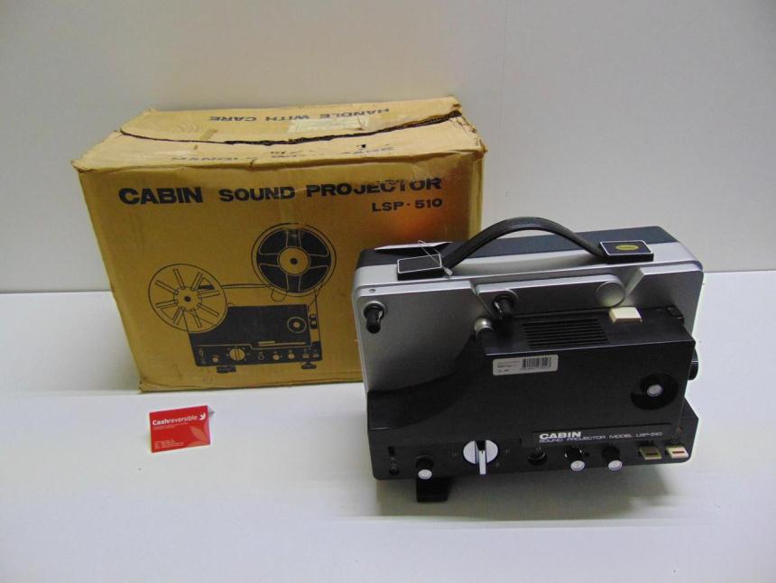 articulos_imagen1_127554.jpg PROYECTOR SUPER 8 CON CAJA DECORATIVO