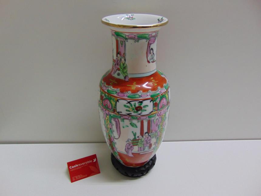 articulos_imagen1_130141.jpg JARRON DE PORCELANA CHINA PINTADA A MANO CON PEANA