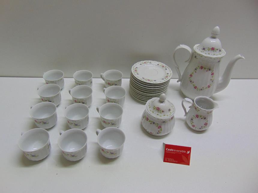 articulos_imagen1_138673.jpg JUEGO DE CAFE 12 SERVICIOS. DE PORCELANA