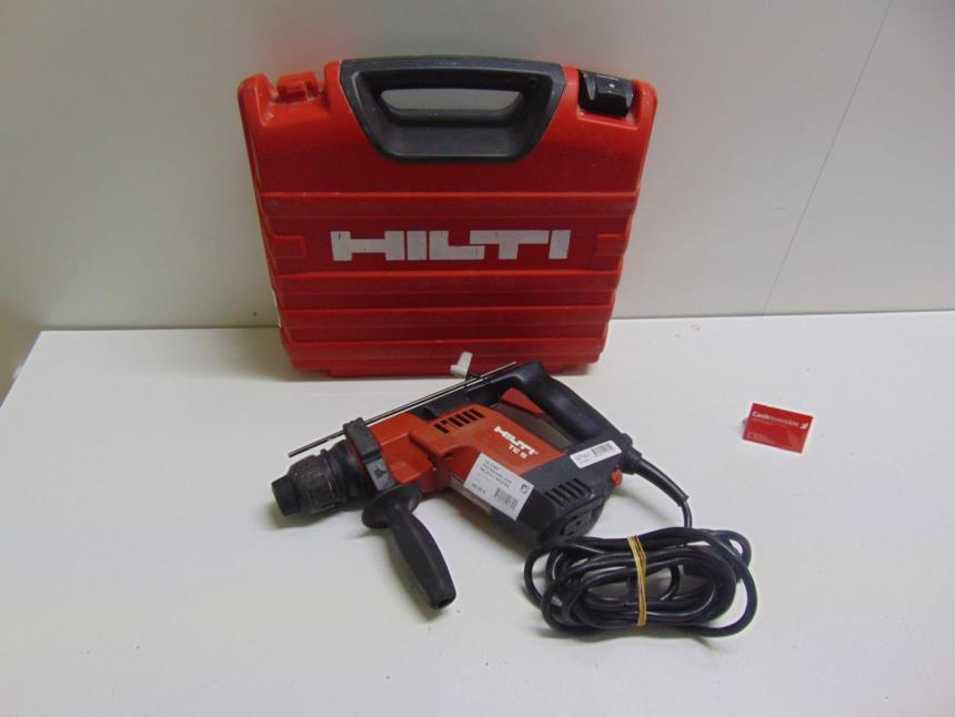 articulos_imagen1_149130.jpg TALADRO PROFESIONAL CON MALETA Y BROCAS