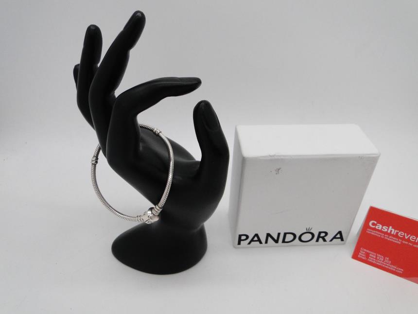 articulos_imagen1_173292.jpg PULSERA DE DISEÑO CON CAJA