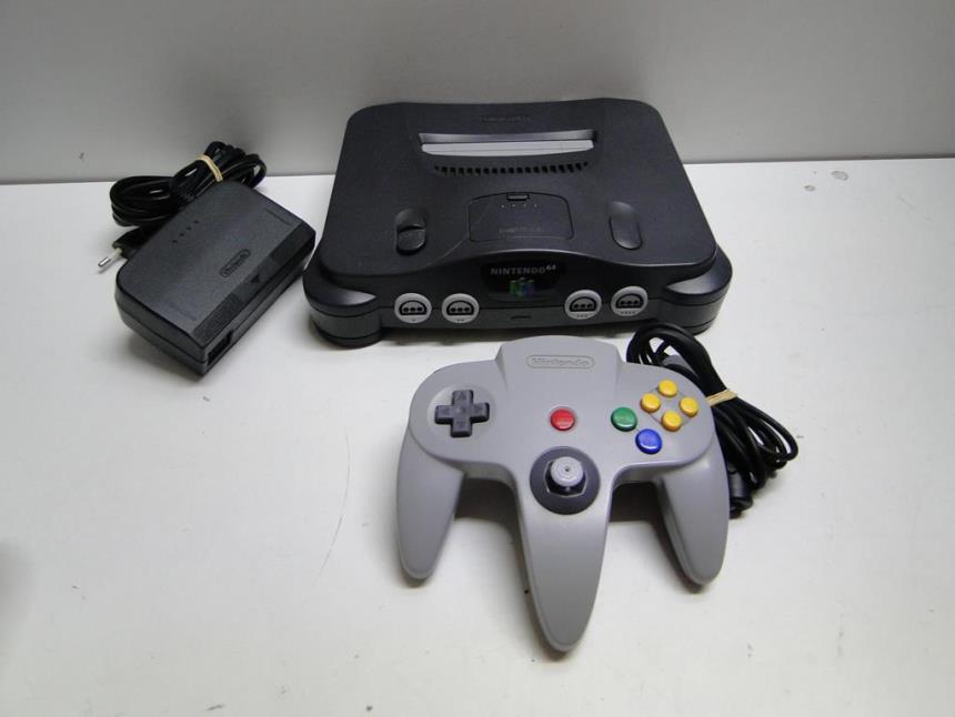 articulos_imagen1_175029.jpg NINTENDO 64 CON MANDO