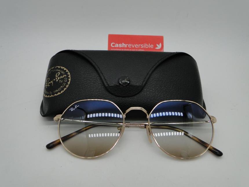 articulos_imagen1_175256.jpg GAFAS DE SOL CON FUNDA **