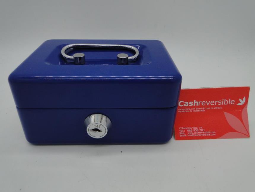 articulos_imagen1_176388.jpg CAJA METALICA CON LLAVE