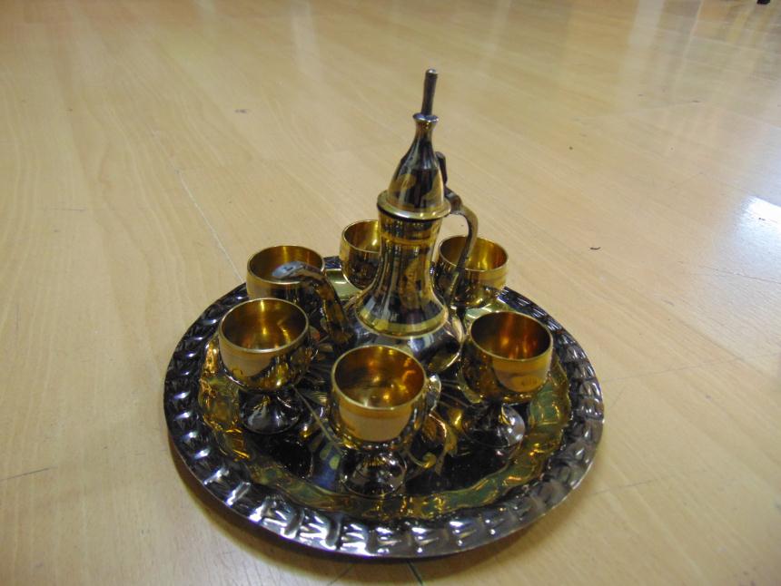 articulos_imagen1_76148-1.jpg JUEGO DECORATIVO DE TE GRABADO Y PINTADO A MANO