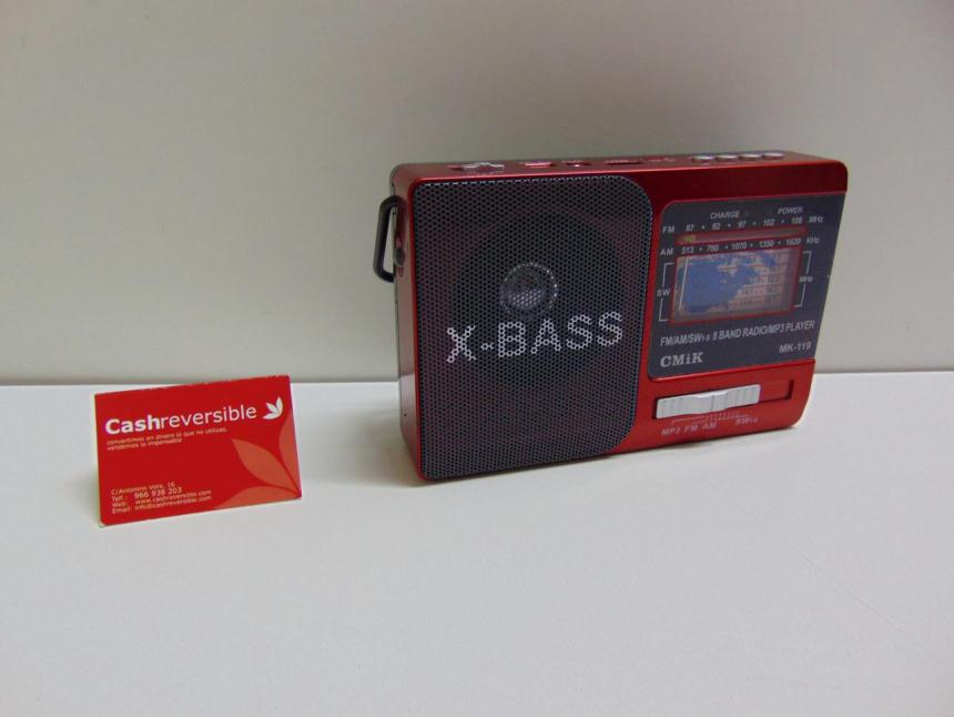 RADIO USB AUX CON BATERIA A ESTRENAR