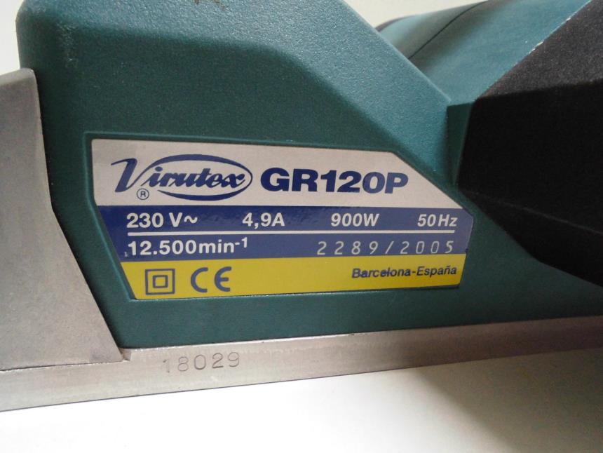 CEPILLO DE GARLOPA PROFESIONAL CON MALETA SEMINUEVO