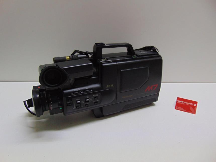 VIDEOCAMARA VHS CON MALETA VINTAGE