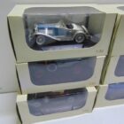 COCHE DE COLECCION A ESCALA 1/32