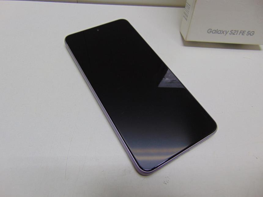 SAMSUNG S21 FE 5G CON CAJA **