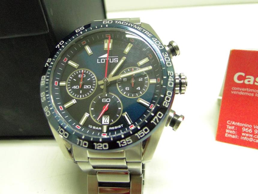 RELOJ CON CAJA PERFECTO ESTADO