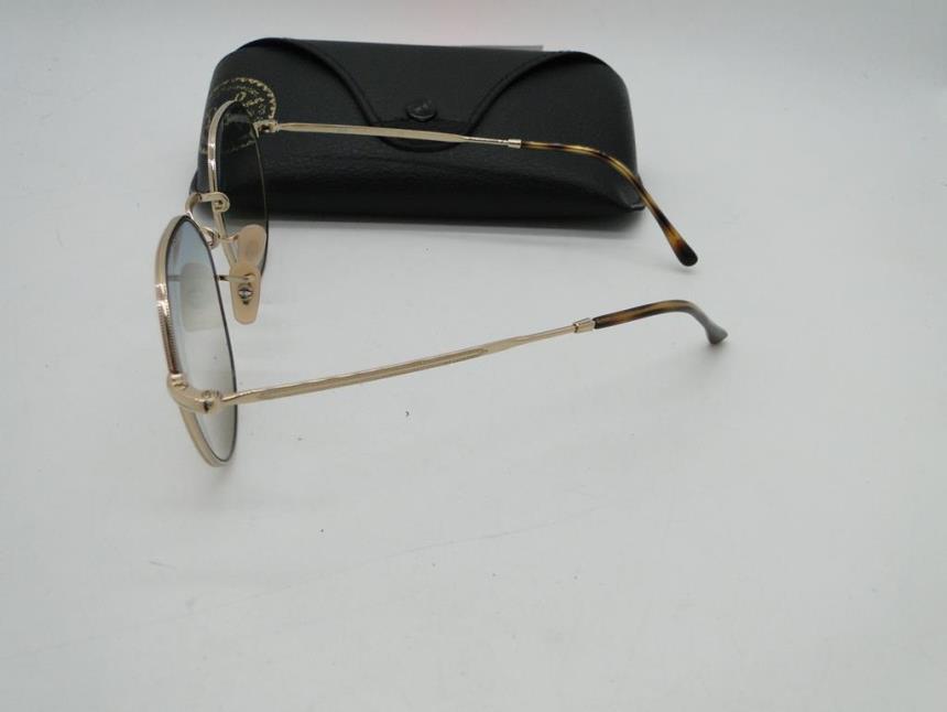 GAFAS DE SOL CON FUNDA **